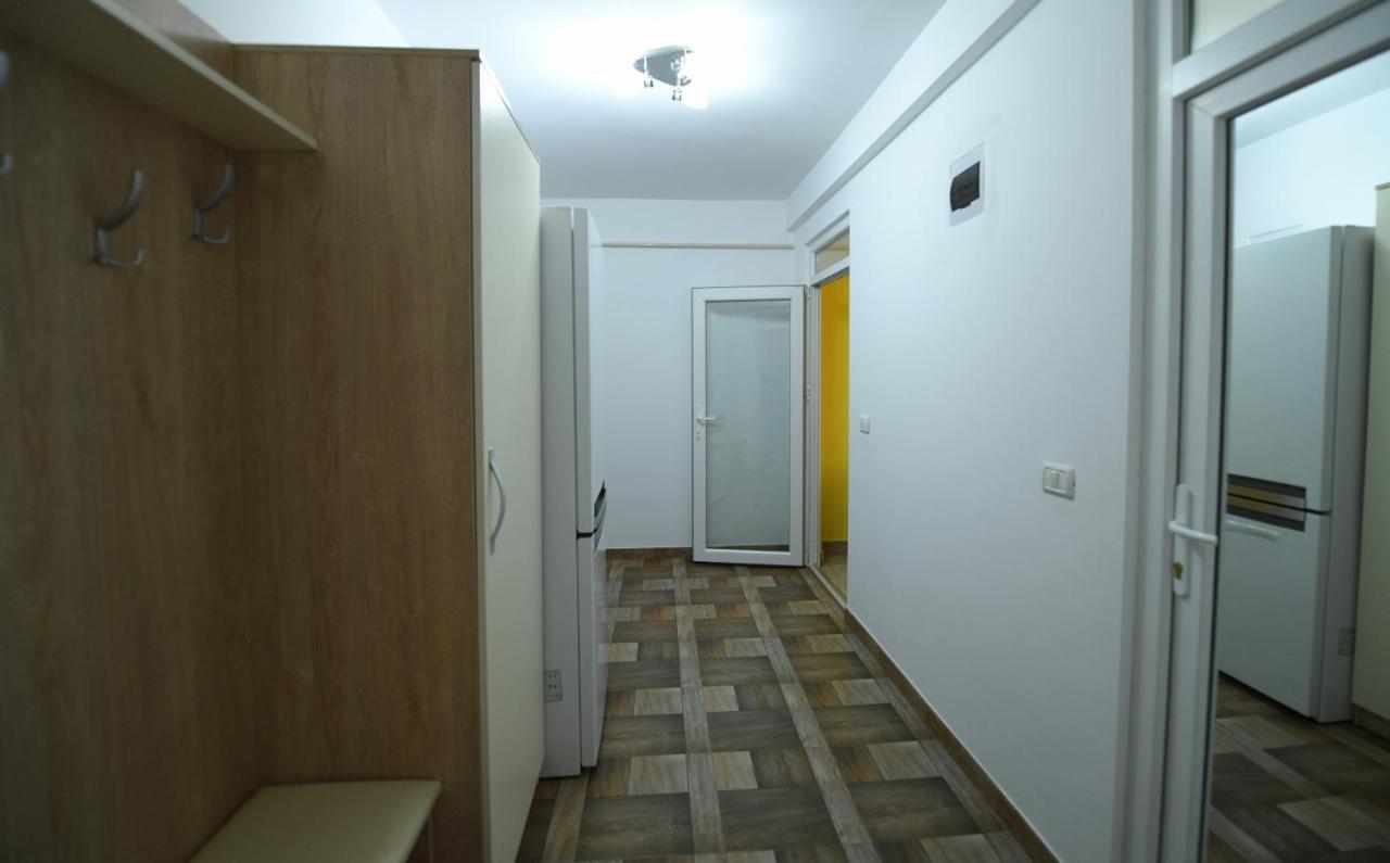 Apartament Trident Haţeg Exterior foto